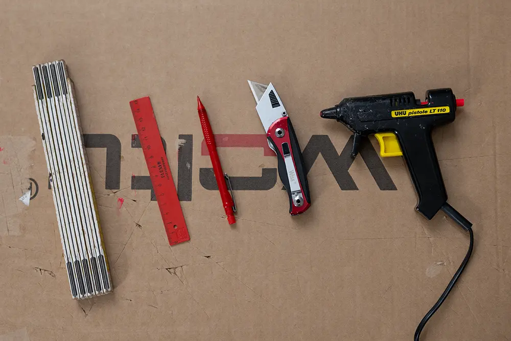 With these simple tools, you are ready to go. Tools used to create cardboard roamer photo booth